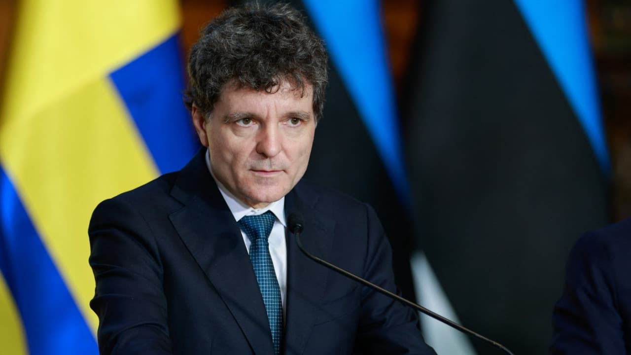 Nicuşor Dan ar putea desemna premierul vineri. Ilie Bolojan a negociat cu Grindeanu guvernul minoritar