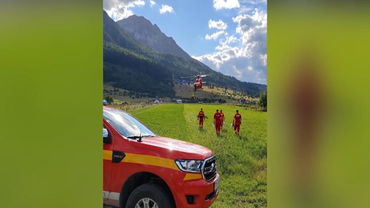 Zi neagră pe munte: un turist a murit, iar alţii au fost salvaţi cu elicopterul de salvamontişti