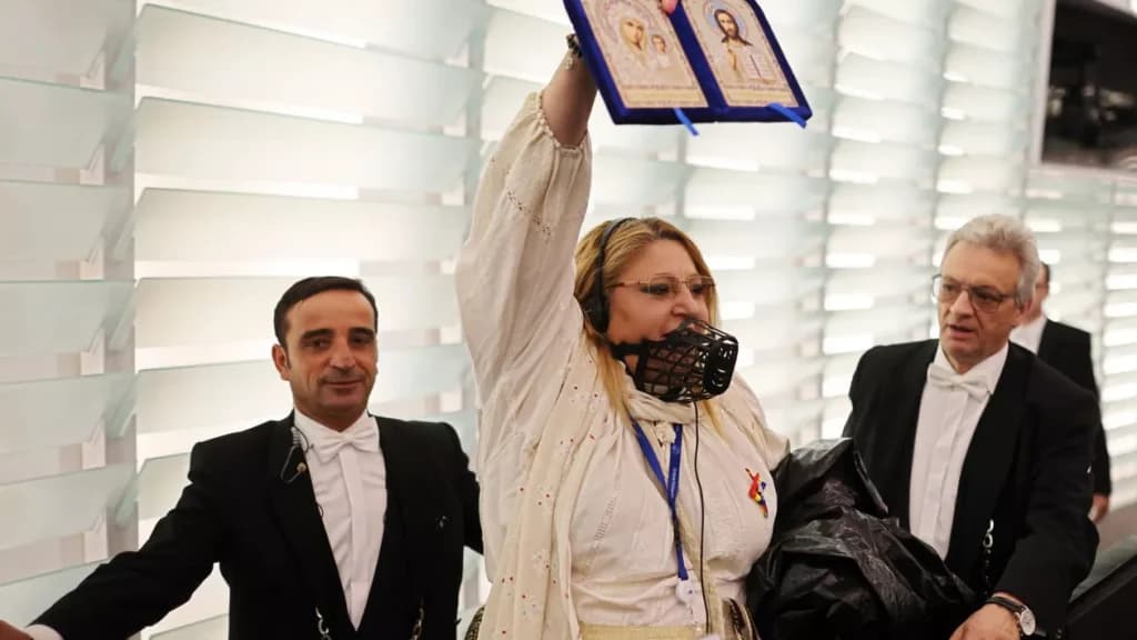 Eurodeputata Diana Șoșoacă a rămas fără imunitate parlamentară. Va putea fi anchetată în România