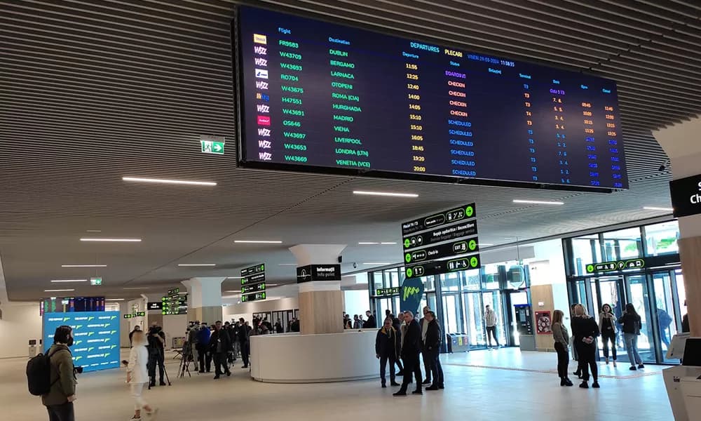 Programul zborurilor de pe Aeroportul Iași nu se mai vede din afara țării. Pagina de internet a aerogării se afișează eronat