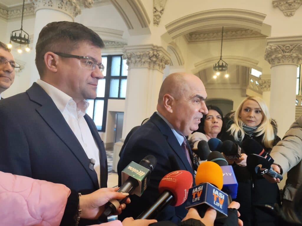 Costel Alexe reacționează după apariția unor informații privind susținerea pentru Adrian Veștea: „Nu rupem rândurile”