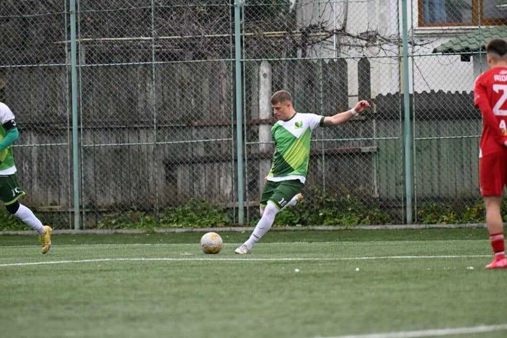 FOTBAL Ultima etapă din play-out, cu meci de fotbal cu retrogradarea pe masă în complexul sportiv din Copou