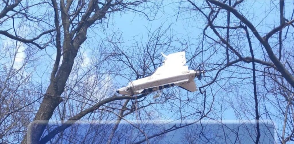Dronă misterioasă descoperită într-o pădure din Iași – Armata și SRI au intervenit