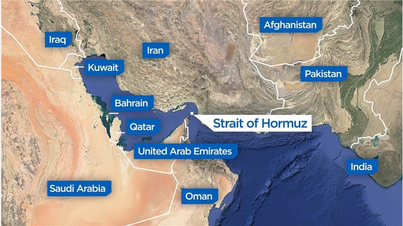 Iranul permite navelor care transportă „bunuri esenţiale” să treacă prin Strâmtoarea Ormuz, potrivit presei de stat