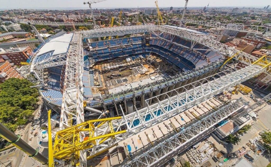 Buldozerele de pe vestitul Santiago Bernabéu se pregătesc să vină la Iași. Cine sunt spaniolii care ar urma să construiască A8 Lețcani-DN24, tronsonul cu cele mai late tuneluri din țară?