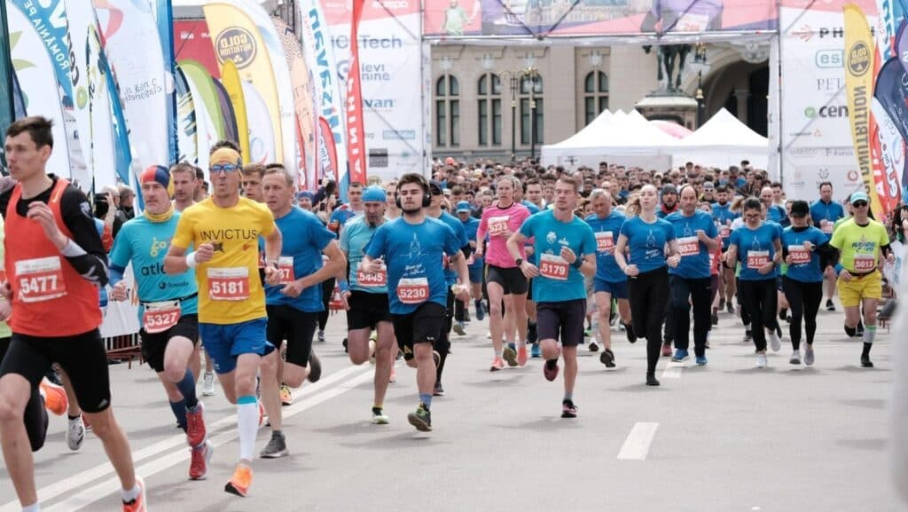 3, 2, 1…START! Începe Semimaratonul! Va fi un traseu nou. Ce restricții de trafic sunt duminică? Cum vor circula tramvaiele și autobuzele în Centru?
