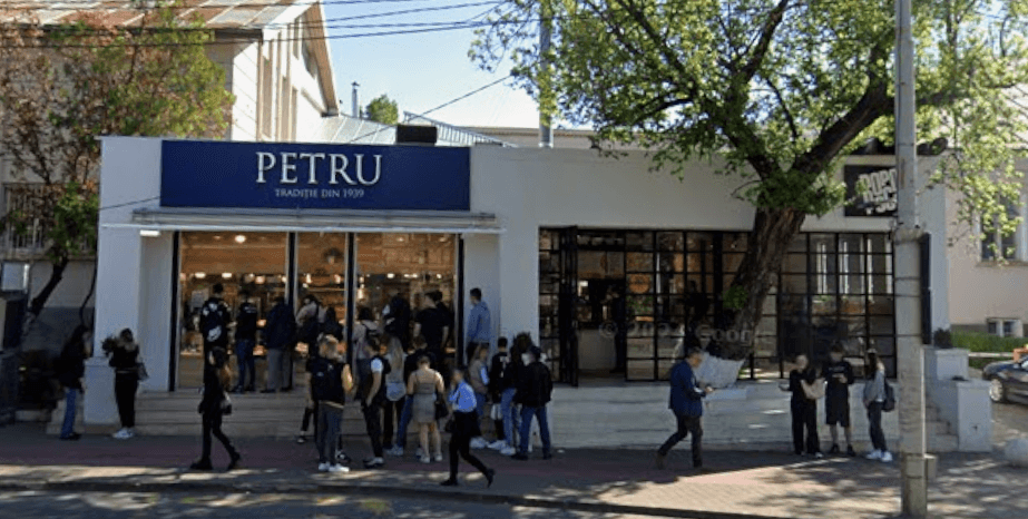 Simigeria Petru din fața Universității va fi demolată: sentință finală după un proces de 7 ani. Construcția a pus în pericol un important proiect european din Copou