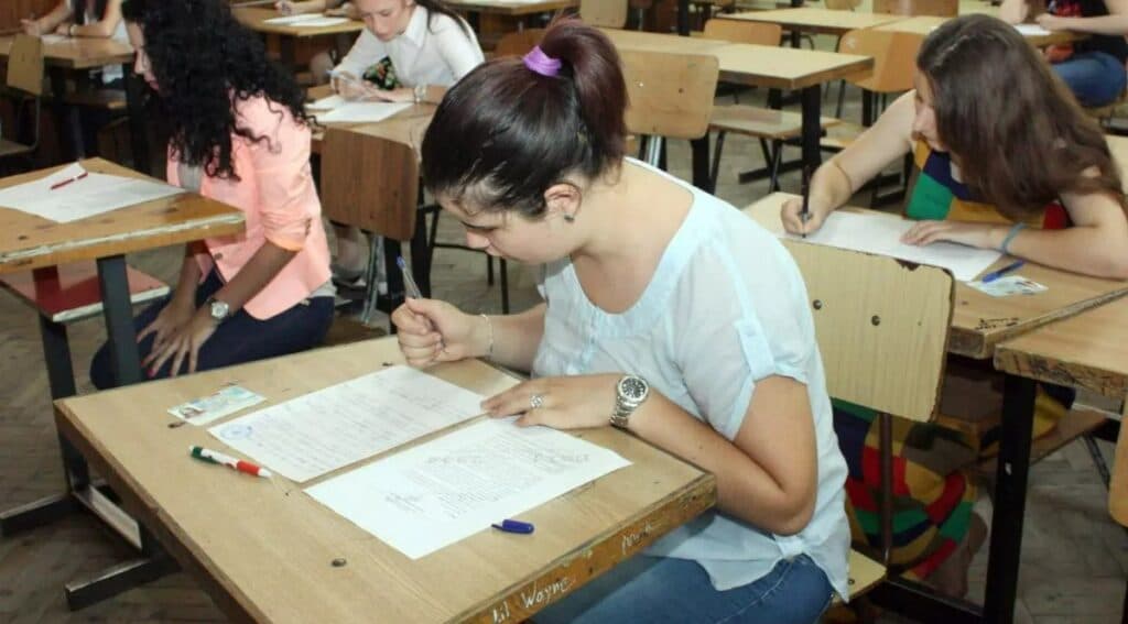 Când începe examenul de Bacalaureat 2026 – calendar probe pentru elevii din clasa a XII-a