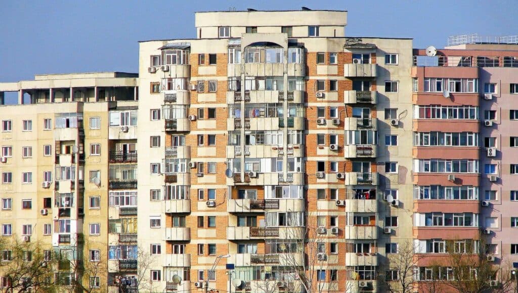 Criza locuințelor în România și în municipiul Iași. Analiză a unui cadrul universitar de la UAIC