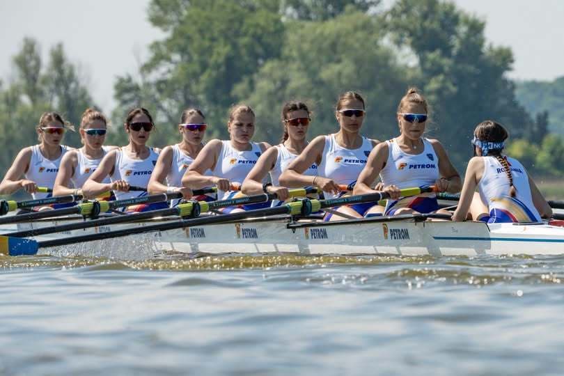 Canotaj: Echipajul feminin de 8+1 a adus a doua medalie de aur pentru România la CE de Juniori