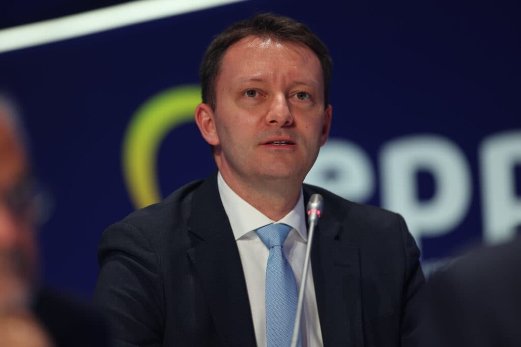 PNL, USR și UDMR îl propun pe Siegfried Mureșan pentru funcția de premier în negocierile privind viitorul guvern | UPDATE