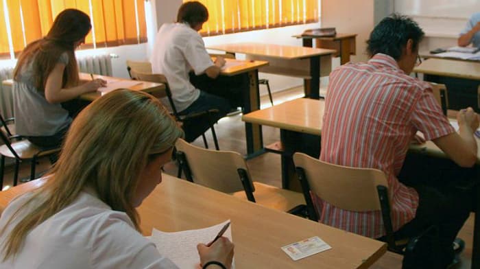 Probele scrise de la Bacalaureat încep astăzi, 29 iunie. Absolvenții susțin proba la Limba și literatura română