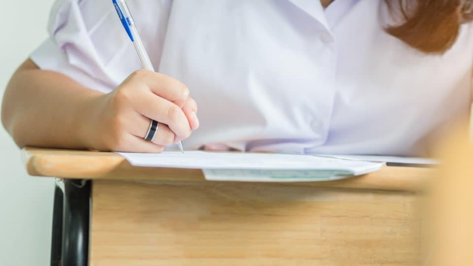Iată subiectele la Matematică la Evaluarea Națională 2026. Ce au avut de rezolvat absolvenții clasei a VIII-a