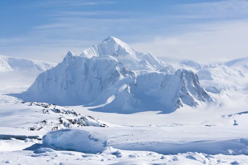 Ghețarul Apocalipsei se rupe mai repede decât se temeau oamenii de știință: Antarctica trimite un nou avertisment lumii