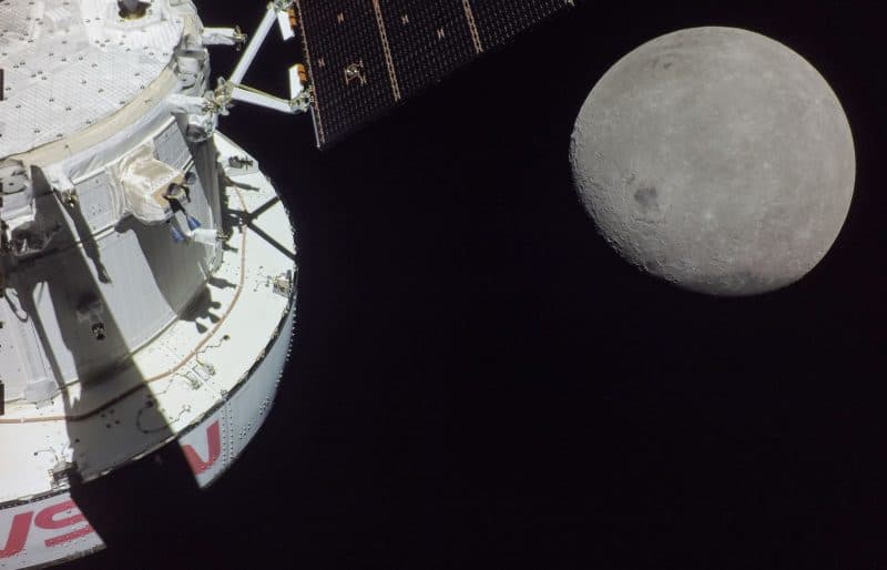 NASA folosește tehnologie veche pe Artemis II în misiunea spre Lună, iar motivul este mai important decât pare