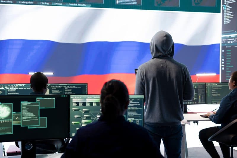 FBI trage un semnal de alarmă, România, vizată: routerele vulnerabile, noua țintă a hackerilor ruși. Ce spune Nicușor Dan