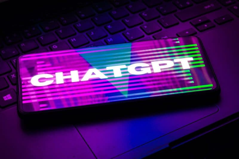 Cum îl faci pe ChatGPT să fie mai sincer? Trucurile simple care pot schimba complet răspunsurile AI
