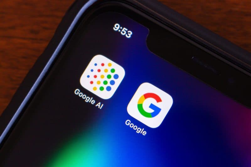 Google schimbă traducerile în timp real. Noua funcție Gemini poate reda vocea într-o altă limbă aproape instantaneu