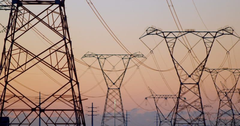 ONU lansează un avertisment privind inteligența artificială: până în 2030 ar putea consuma 3% din electricitatea planetei