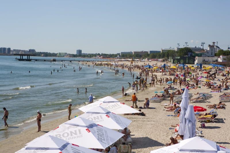 Ce temperaturi aduce primul val de căldură pe litoral. Cât vor indica termometrele și ce temperatură va avea apa mării