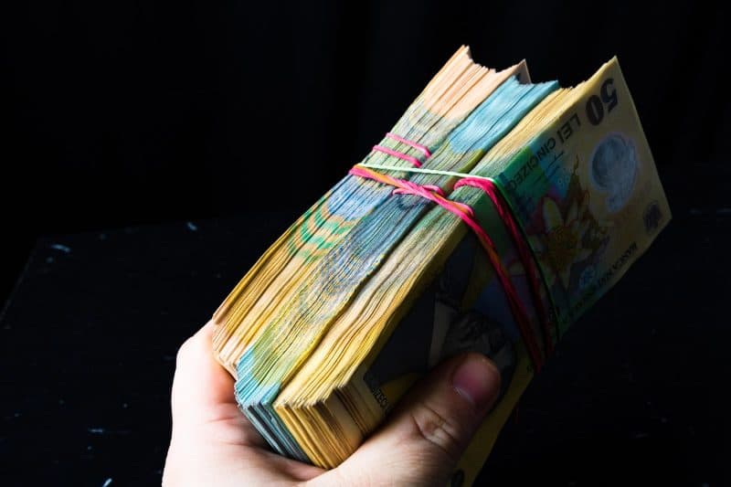 ANAF caută diferențele dintre venituri și avere. Ce documente trebuie să păstrezi şi cine riscă să plătească un impozit de 70%