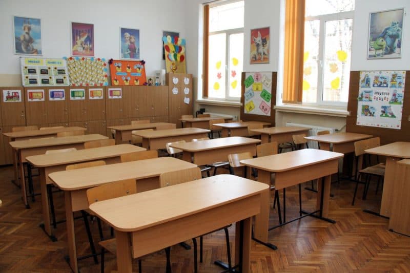 Admiterea la liceele tehnologice se schimbă din 2026. Ce riscă elevii care nu dau Evaluarea Națională