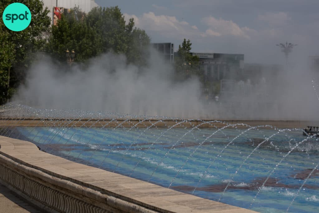 ANM a extins alertele de caniculă până marți seara. Avem 3 coduri galbene de căldură excesivă, dar și furtuni