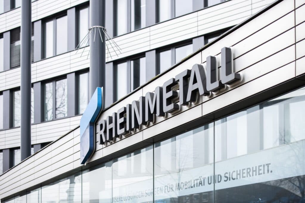 Rheinmetall anunță cel mai mare contract internațional din istoria recentă – 5,7 miliarde euro cu Armata Română. Peste 50% din producție va fi în România sau cu companii locale