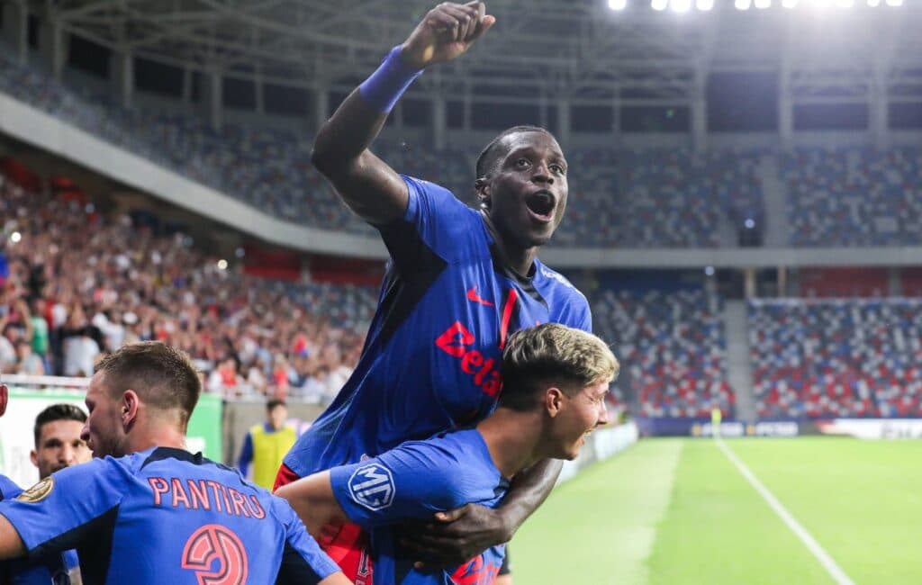 FCSB a rămas fără un titular înainte de startul sezonului