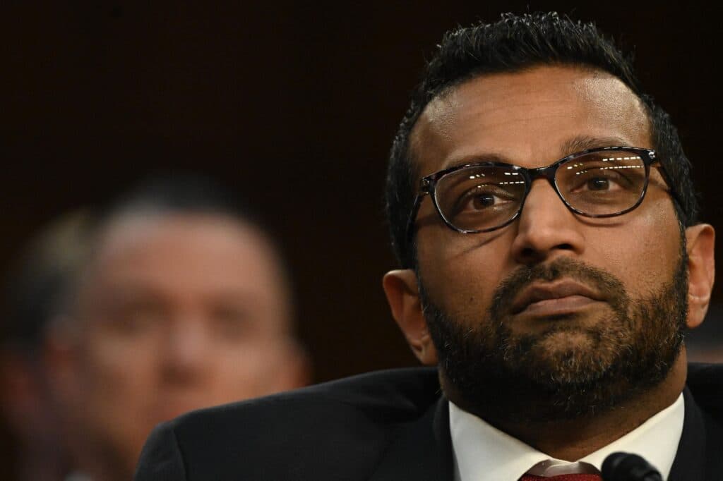 The Atlantic: directorul FBI, Kash Patel, acuzat de consum excesiv de alcool și absențe neexplicate. Episod de panică extremă, când a crezut că a fost concediat