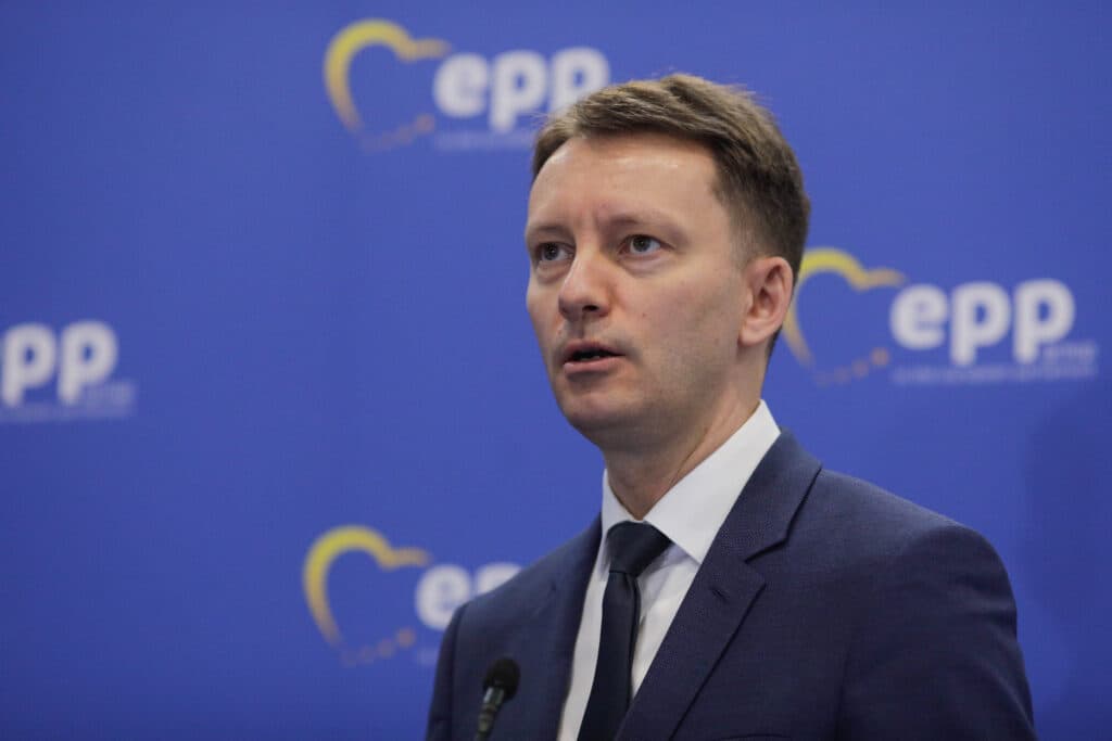 Cine este Siegfried Mureșan, propunerea PNL-USR-UDMR pentru funcția de premier. De la echipa lui Traian Băsescu la conducerea PPE