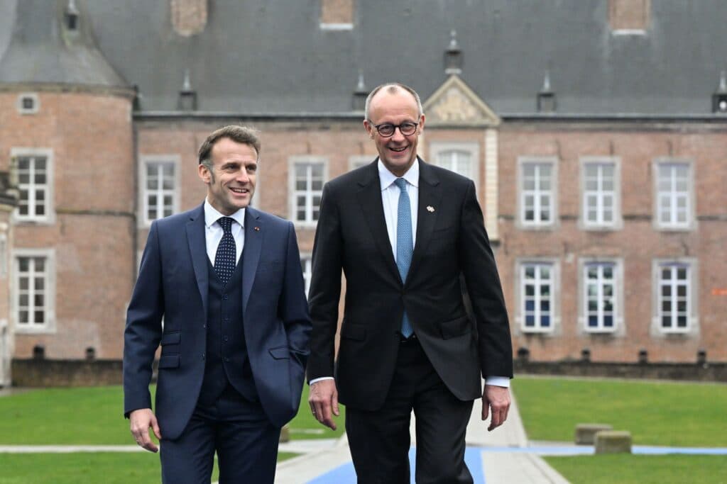 Summit tensionat la Bruxelles: Macron și Merz atacă contactele secrete ale UE cu Putin
