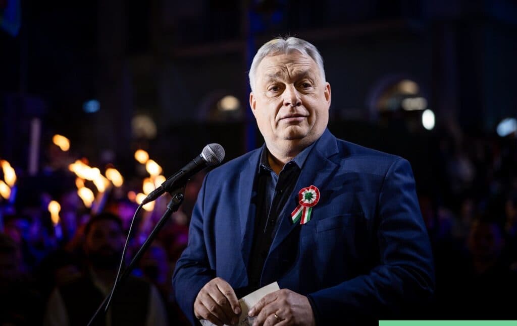 Viktor Orban şi-a prezentat demisia din funcţia de lider al Fidesz, dar partidul nu i-o acceptă