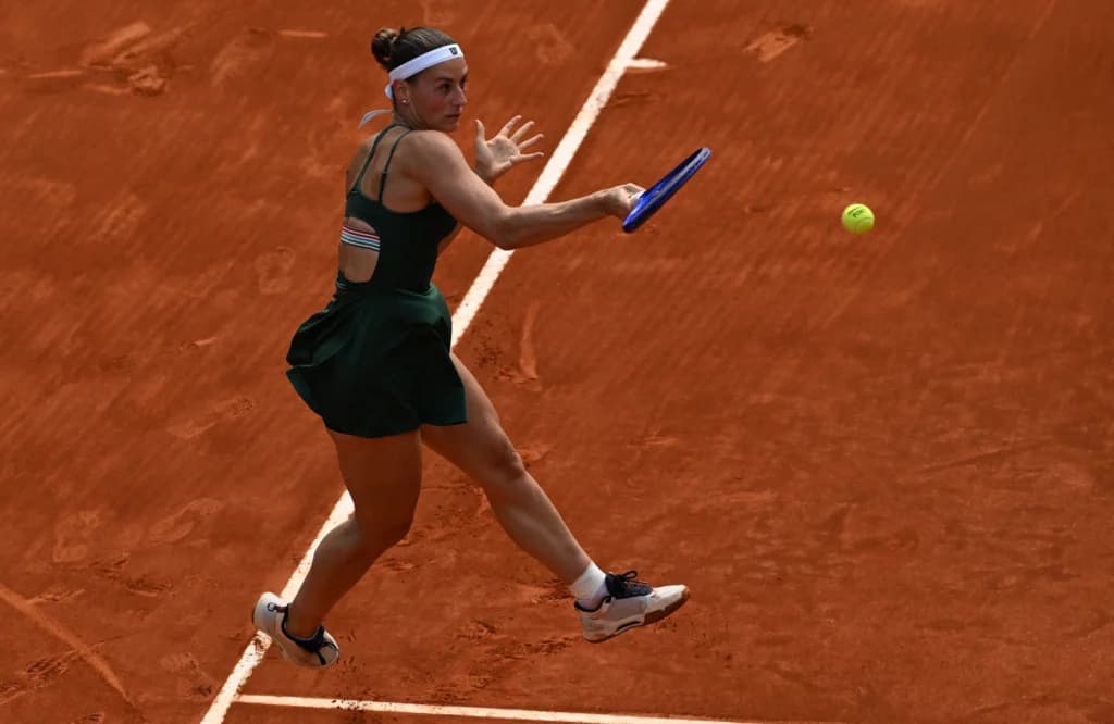 Marta Kostyuk câștigă primul meci la Roland Garros și izbucnește în plâns: ”La 100 de metri de casa părinților mei, azi..”