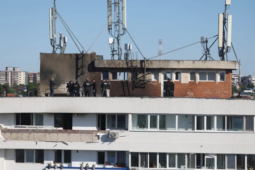 Cum arată apartamentul din Galați peste care s-a prăbușit drona rusească. „Suntem încă sub șoc”