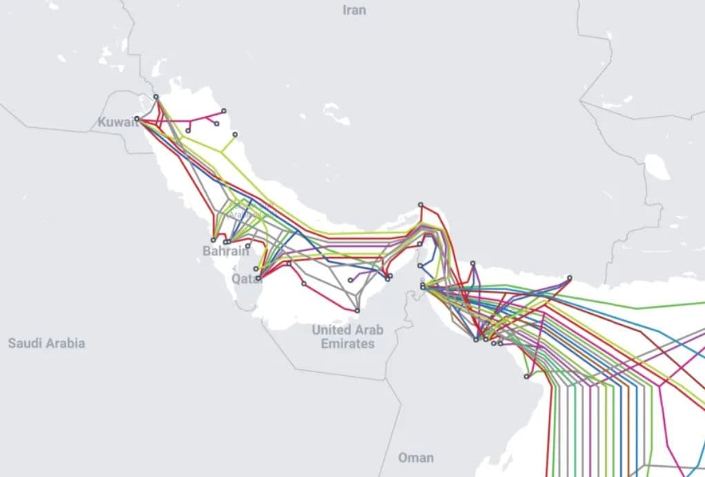 Noua țintă a Iranului: cablurile submarine de internet din Ormuz, infrastructura invizibilă care poate lovi economia globală