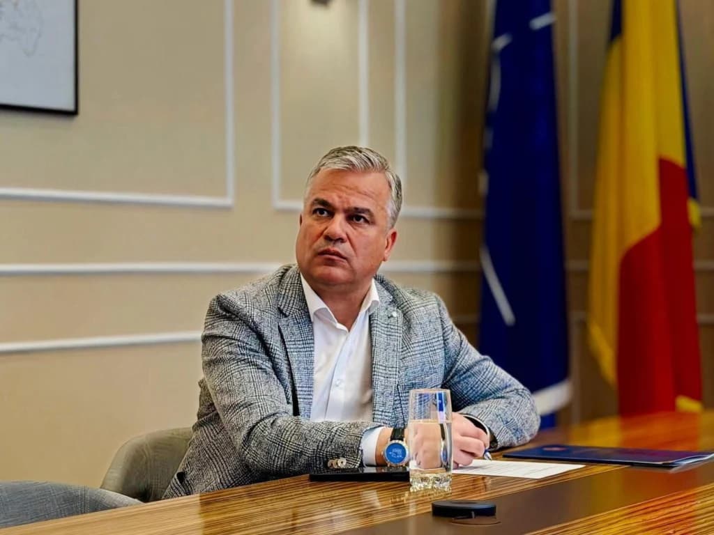Veștea nu candidează la șefia PNL și va contesta Congresul