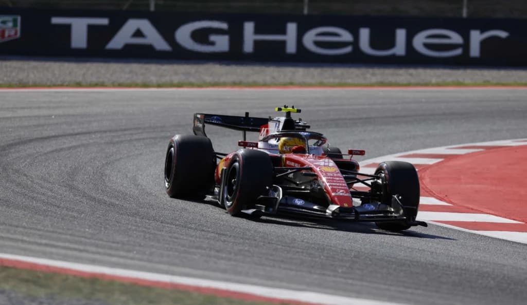 Formula 1: Lewis Hamilton a câștigat primul său Mare Premiu sub culorile echipei Ferrari