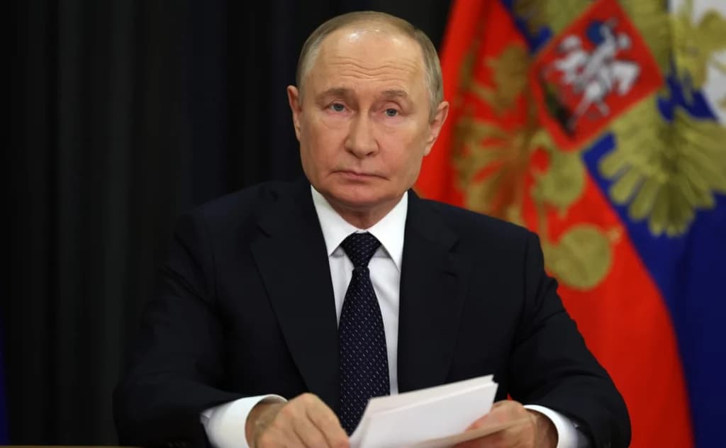 Putin recunoaște criza de benzină și pagubele din rafinăriile Rusiei după atacurile ucrainene: Nu e grav, se rezolvă