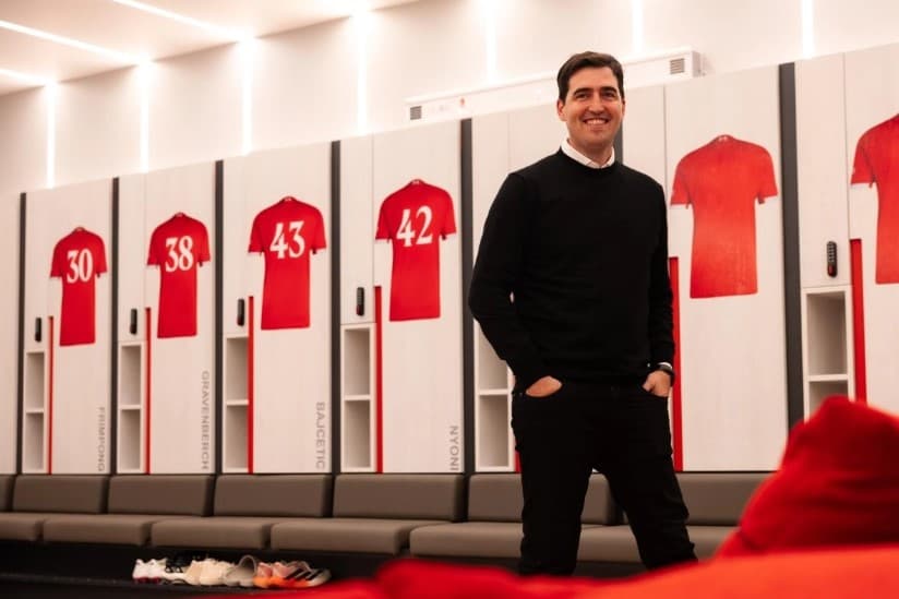 Liverpool și-a prezentat noul antrenor
