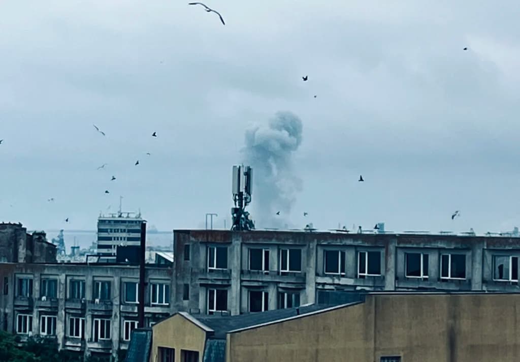 Prefect: O altă dronă a fost detonată în apele internaționale. Ar mai fi alte trei, rătăcite. Lider de sindicat: Drona a ajuns din greșeală doar în Portul Constanța