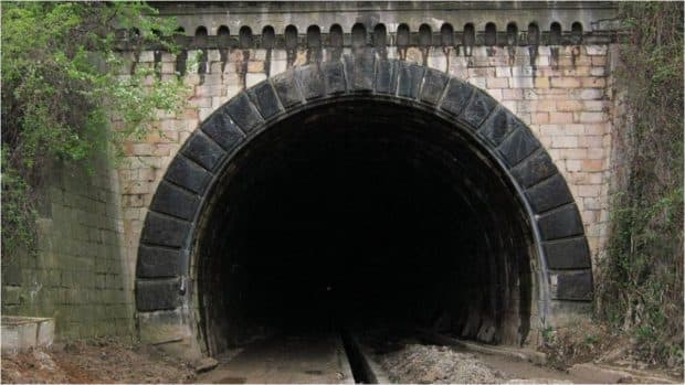 Austriecii și românii se luptă pe 100.000.000 de euro să reabiliteze Tunelul Palas din Constanța
