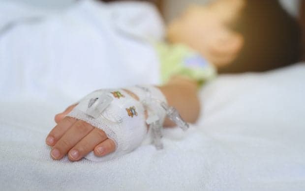 Un copil de doar 4 ani a murit din cauza pneumoniei, la Brașov. Este primul deces de acest fel raportat în actualul sezon