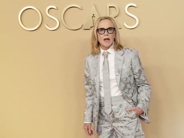 Amy Madigan a câștigat premiul Oscar pentru cea mai bună actriță în rol secundar pentru interpretarea din filmul „Weapons”