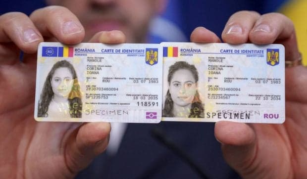 Cartea de identitate electronică devine „pix digital”: Cum funcționează semnătura cu buletinul pe orice document PDF