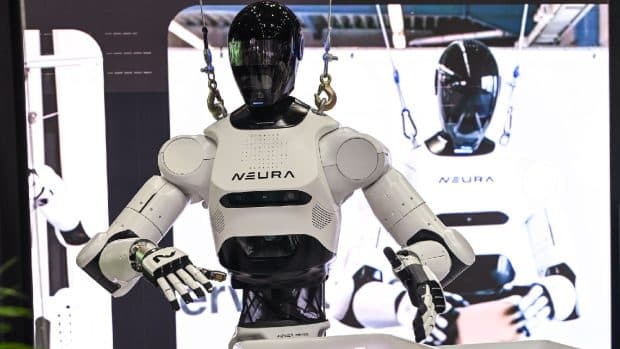 Nemții deschid o „școală profesională” pentru roboții umanoizi. Oamenii vor fi profesorii