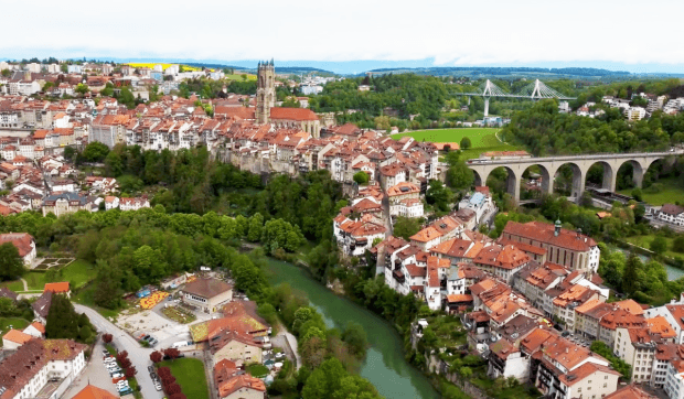 Un întreg sat german devine un singur hotel, după modelul italian „Albergo Diffuso”. Cum funcționează