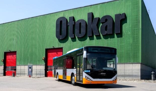 Italienii au cumpărat, cu 26 de milioane de euro, 90 de autobuze Otokar prin PNRR, dar unele dintre ele sunt prea lungi pentru a fi folosite în orașe
