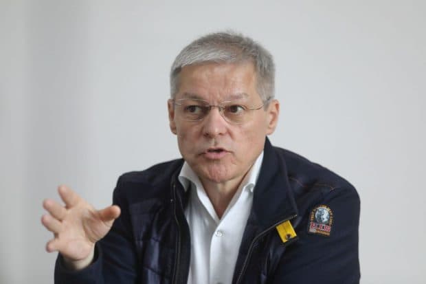 Dacian Cioloș a fost numit consilier prezidenţial de Nicușor Dan. Șeful statului a semnat azi decretul