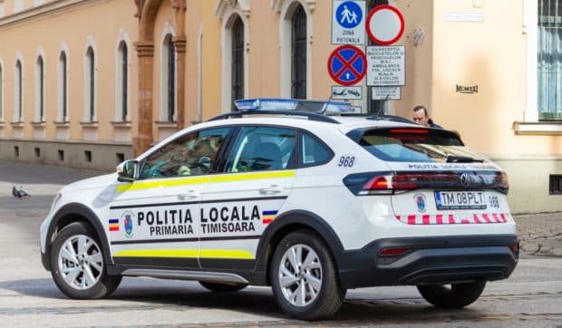 Patronul unui restaurant din Timișoara, scandal cu polițiștii în plină stradă: „Nu luați terasa”
